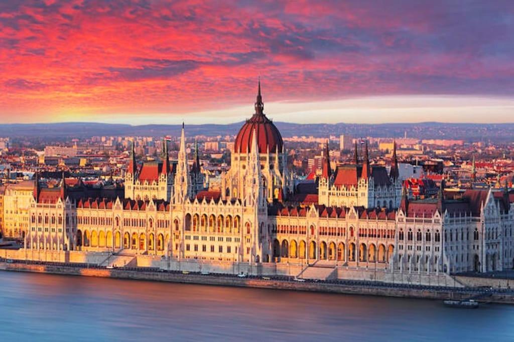 2Budapest Eye-Freegym And Sauna Luxury Home Dış mekan fotoğraf