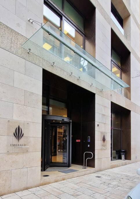 2Budapest Eye-Freegym And Sauna Luxury Home Dış mekan fotoğraf